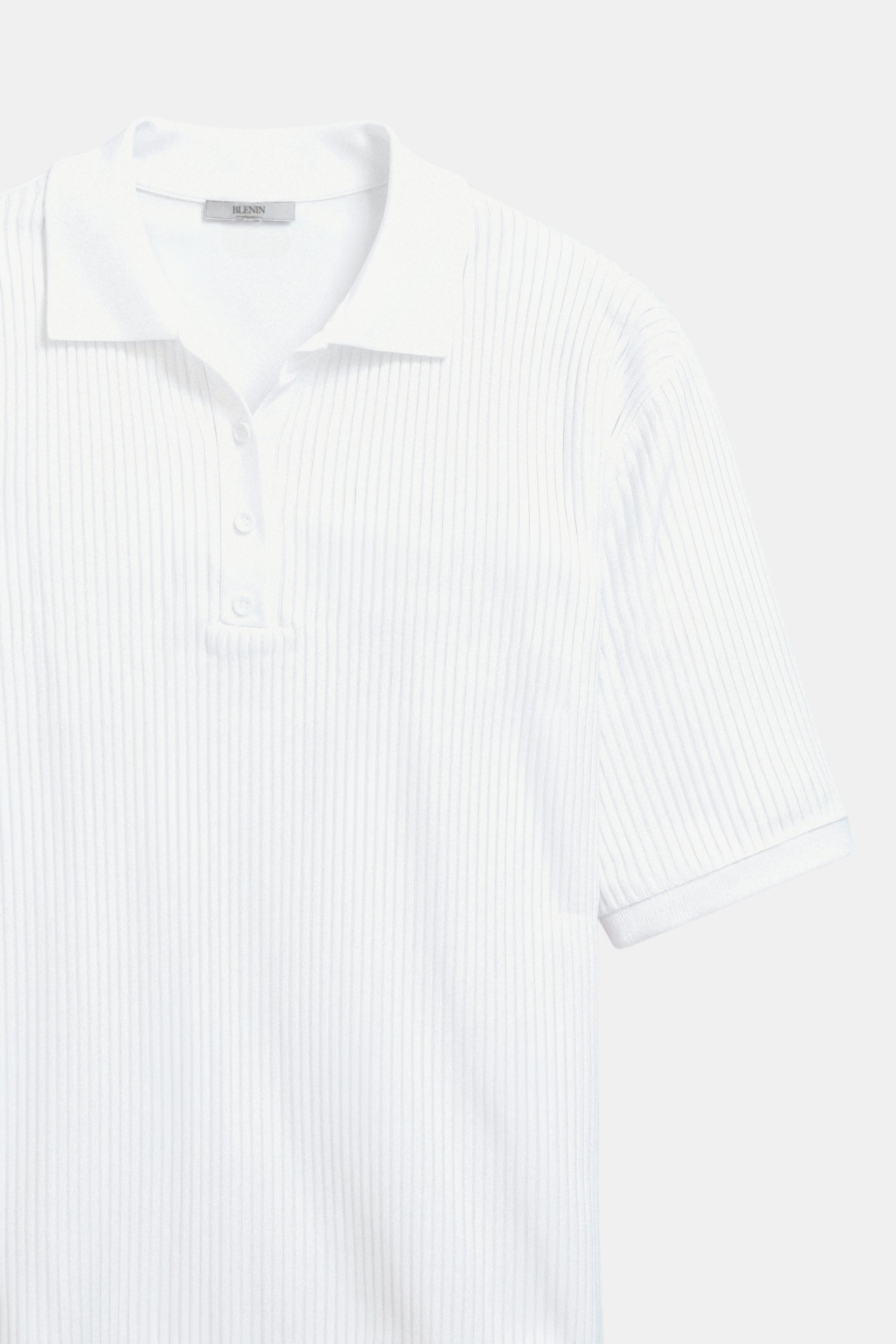 Old Money Premium Button Front V Neck Short Sleeve Slim Knit T-Shirt